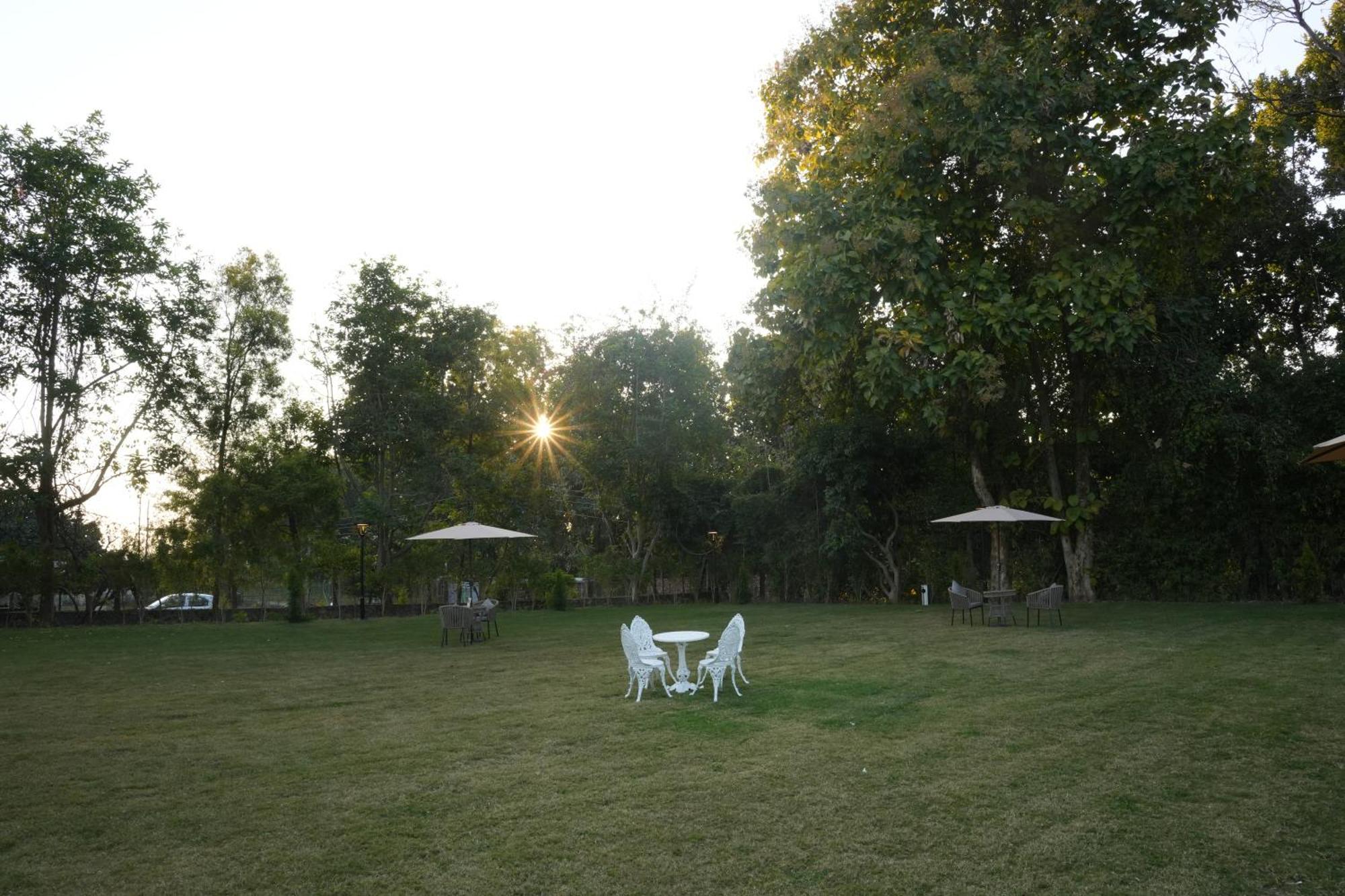 3Acres Resorts Dehradún Kültér fotó